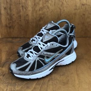 Nike | Shoes | Nike Dart Vi 208 | Poshmark
